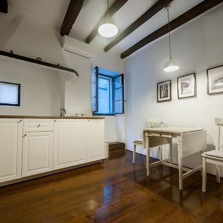 Studio Apartment Casa Di Pietra Rovinj Eksteriør bilde